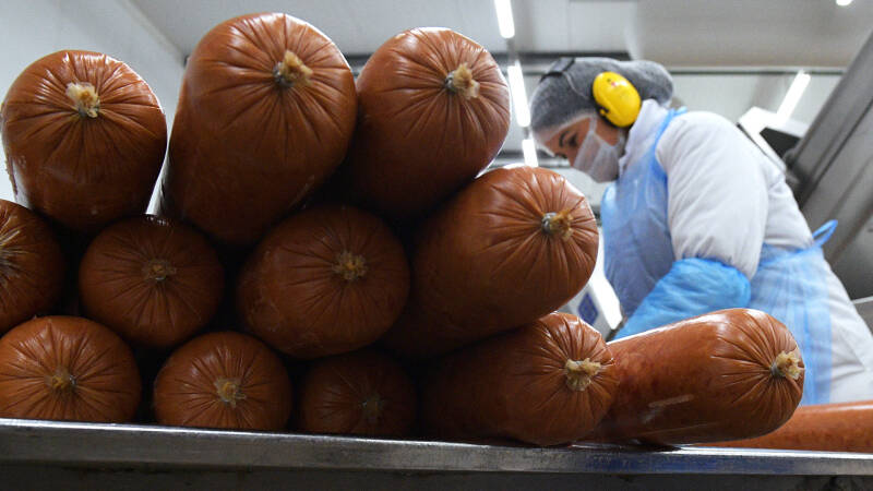 Беда за едой: производителей продуктов проверят на использование запрещенной добавки