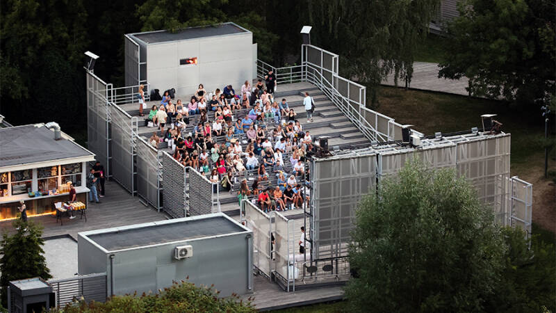 Собянин рассказал о работающих в Москве летних кинотеатрах