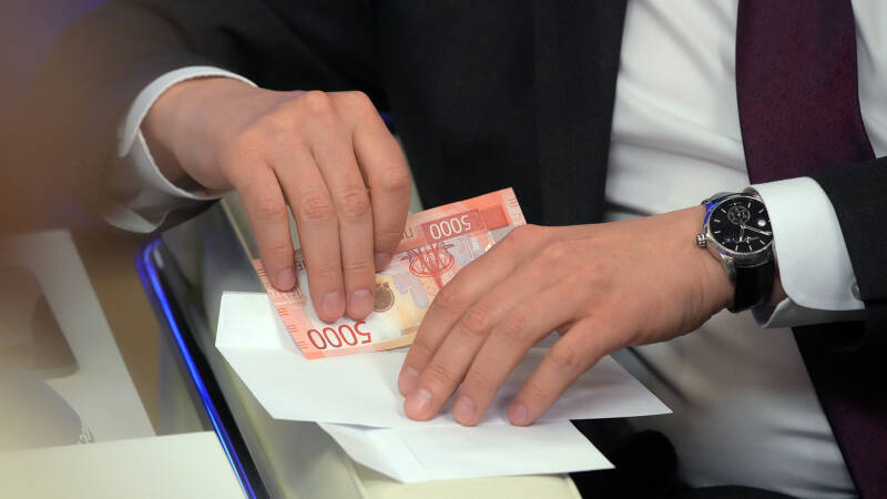 Клятва &laquo;Гиппократом&raquo;: за что судят экс-прокурора Сызрани