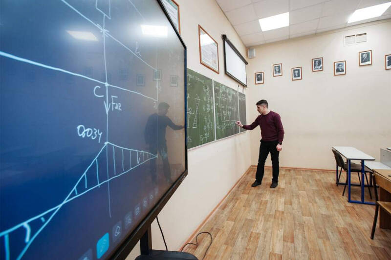 Зачетный год: как быстрее стать своим в студенческой тусовке