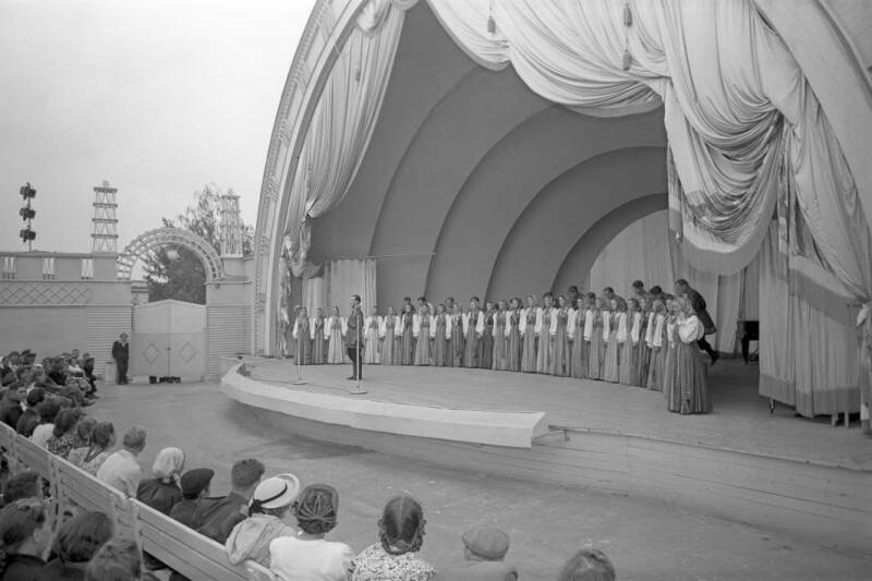 Великая демонстрация: как в Москве открылась выставка мечты