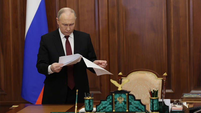 Путин предложил Совбезу обсудить вопросы международной повестки